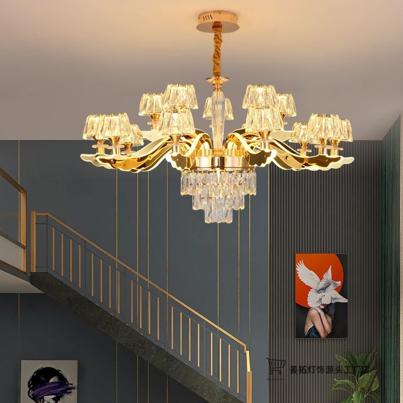 Detalhe do cristal facetado do Lustre Pós-Moderno Luxo